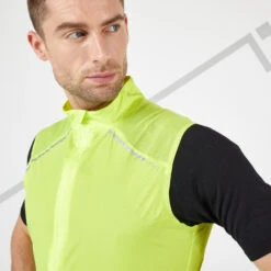 KIPRUN LIGHT MEN'S RUNNING JACKET SLEEVELESS LIGHT YELLOW 17 KIPRUN LIGHT MEN'S RUNNING JACKET SLEEVELESS LIGHT YELLOW -Sports Shop k06a35a4e0c557040a57b3ccfb2a9bd80