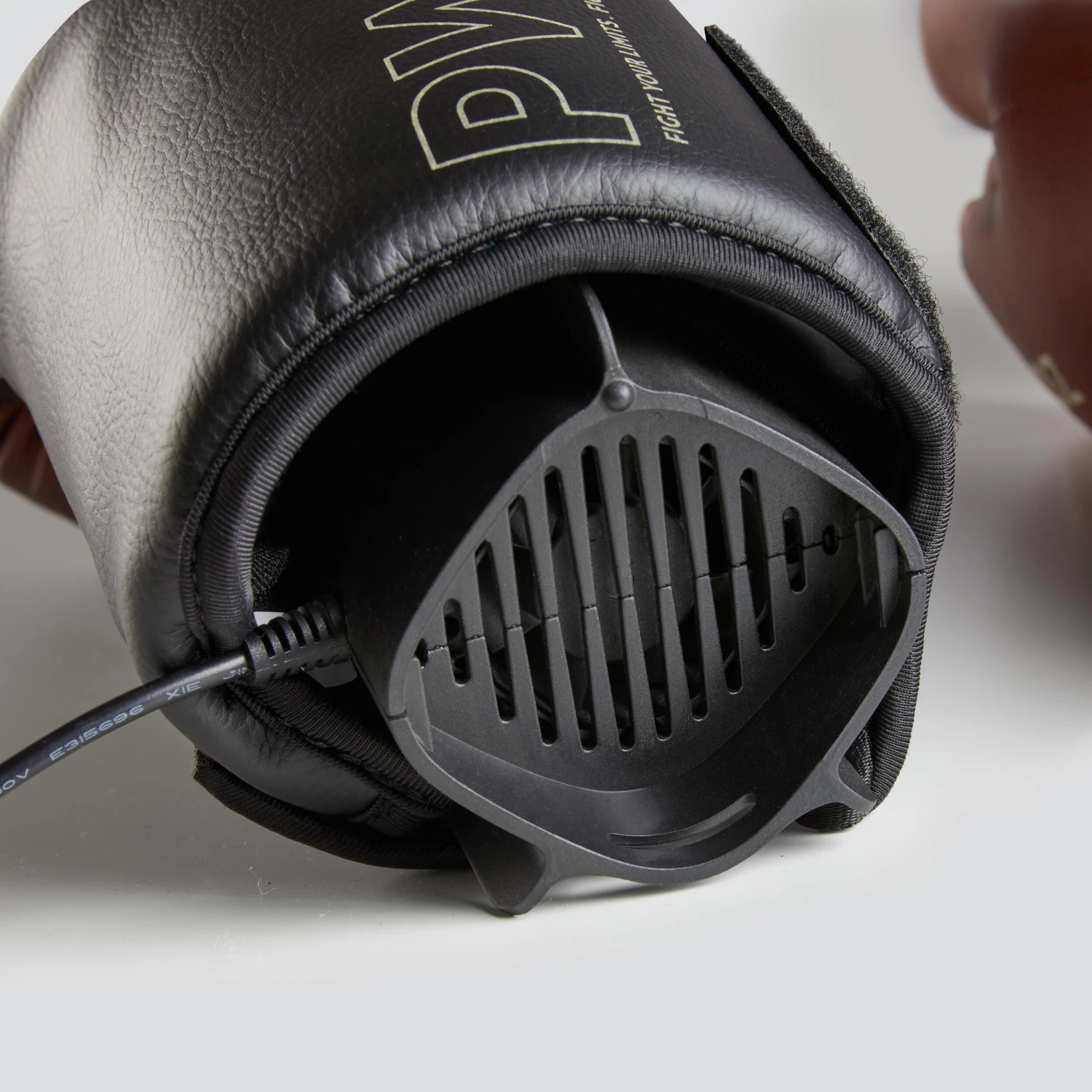 Boxing Glove Dryer With Integrated Fan 5 Boxing Glove Dryer With Integrated Fan - Image 3