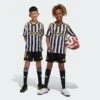 ADIDAS Juventus 23/24 Home Shorts Kids -Sports Shop k1d2e91a91baaecbf1b8c77f704fdb538