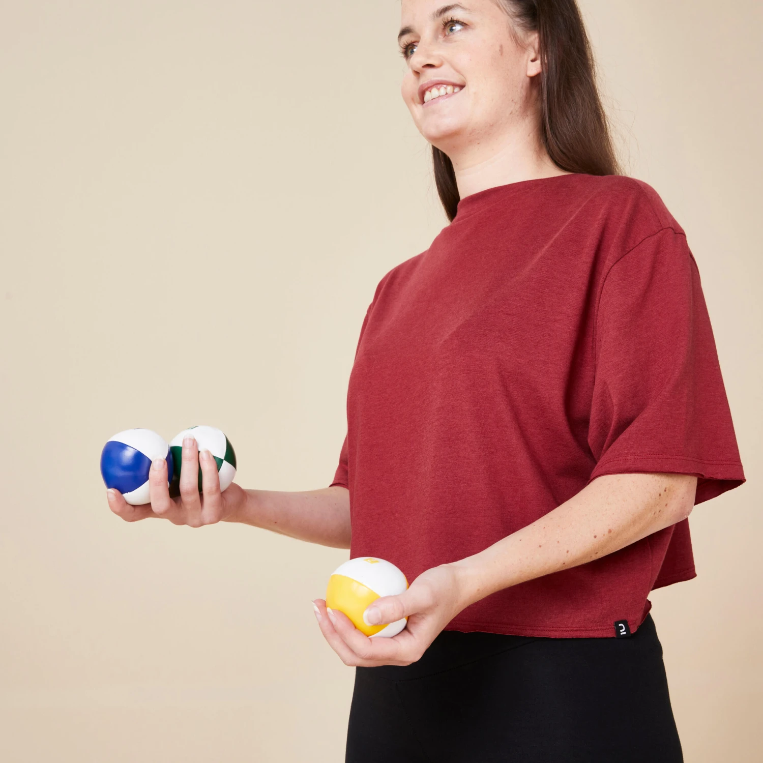 Pack Of Three 65 Mm 120 G Juggling Balls + Bag 5 Pack Of Three 65 Mm 120 G Juggling Balls + Bag - Image 3