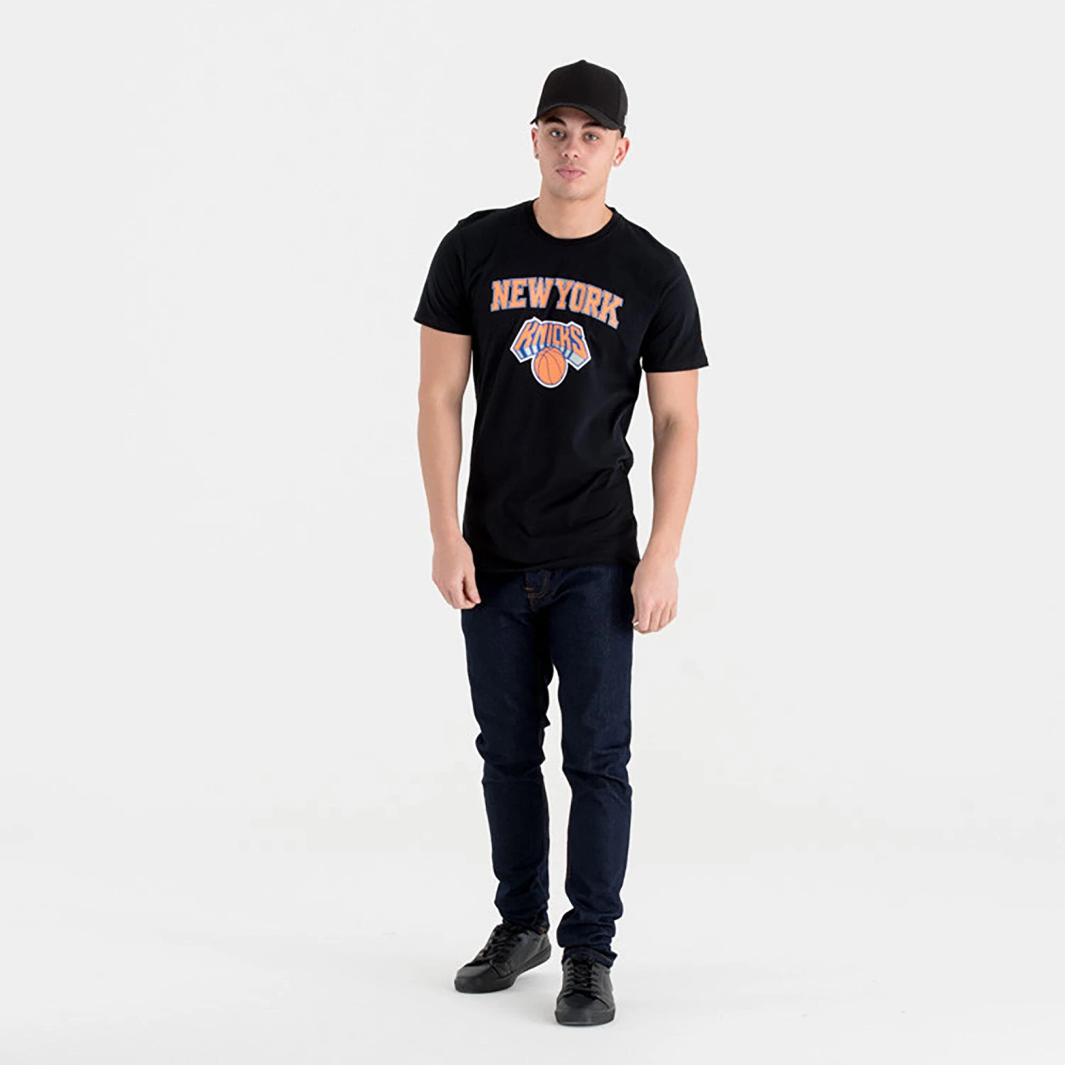 NEW ERA Men's/Women's Short-Sleeved NBA T-Shirt - New York Knicks/Black 3 NEW ERA Men's/Women's Short-Sleeved NBA T-Shirt - New York Knicks/Black
