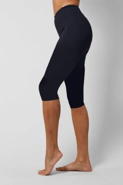 Extra Strong Compression Running Capri With Tummy Control Black -Sports Shop k43ee71de45af66fd987f0df3150b867a