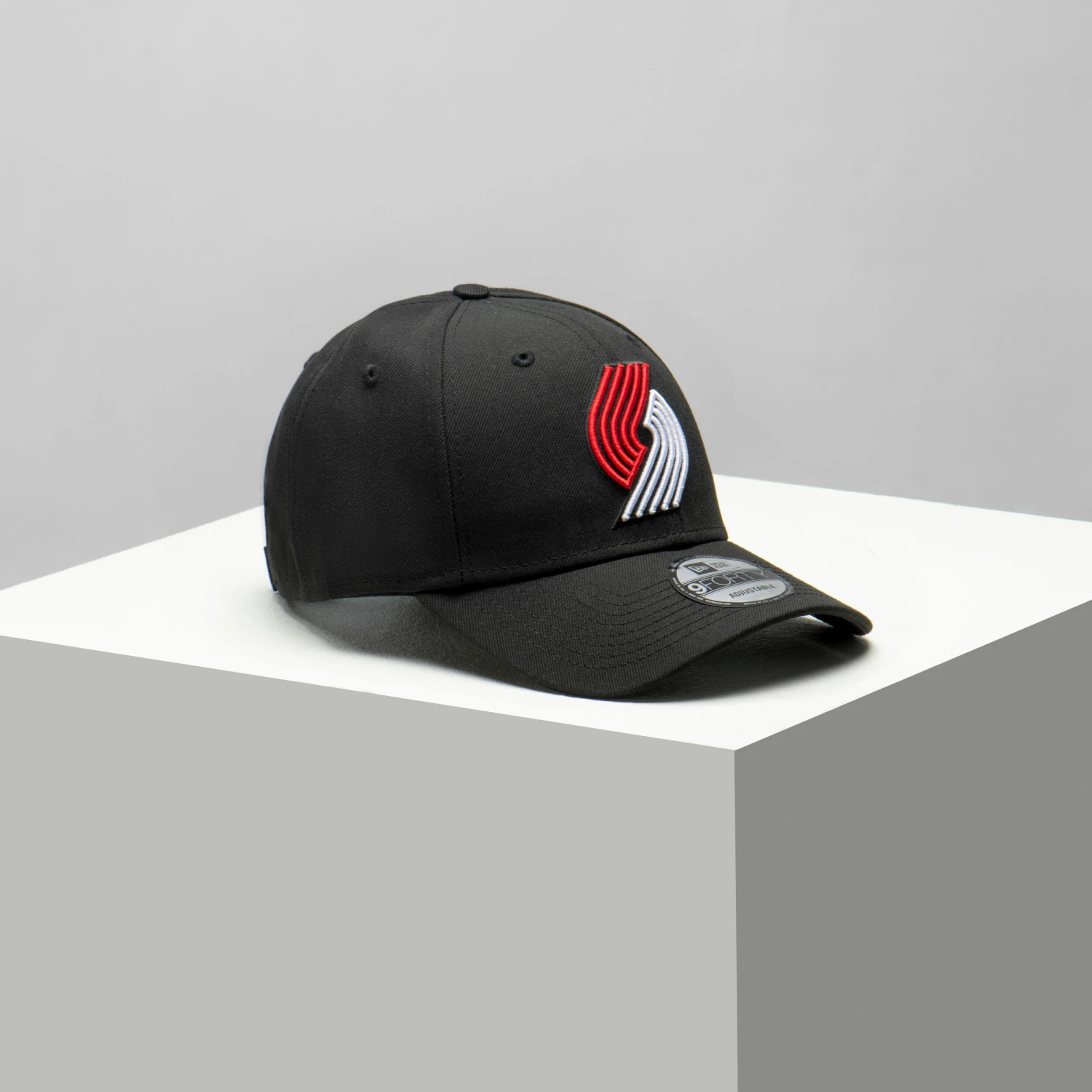 NEW ERA Men's/Women's Basketball Cap NBA - Portland Trail Blazers/Black 4 NEW ERA Men's/Women's Basketball Cap NBA - Portland Trail Blazers/Black - Image 2