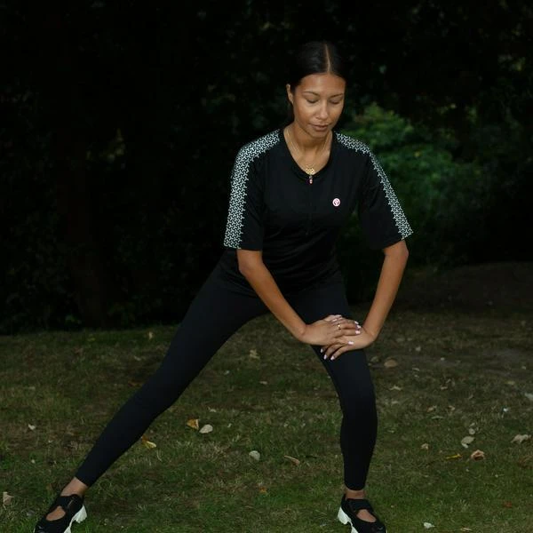 Proviz REFLECT360 Carbon Women's Reflective Short Sleeve Running Top 7 Proviz REFLECT360 Carbon Women's Reflective Short Sleeve Running Top - Image 5