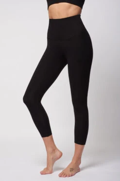 Extra Strong Compression Tummy Control Cropped Leggings Black 11 Extra Strong Compression Tummy Control Cropped Leggings Black -Sports Shop k59c905490ded2de7dd4aa85f3775c78b