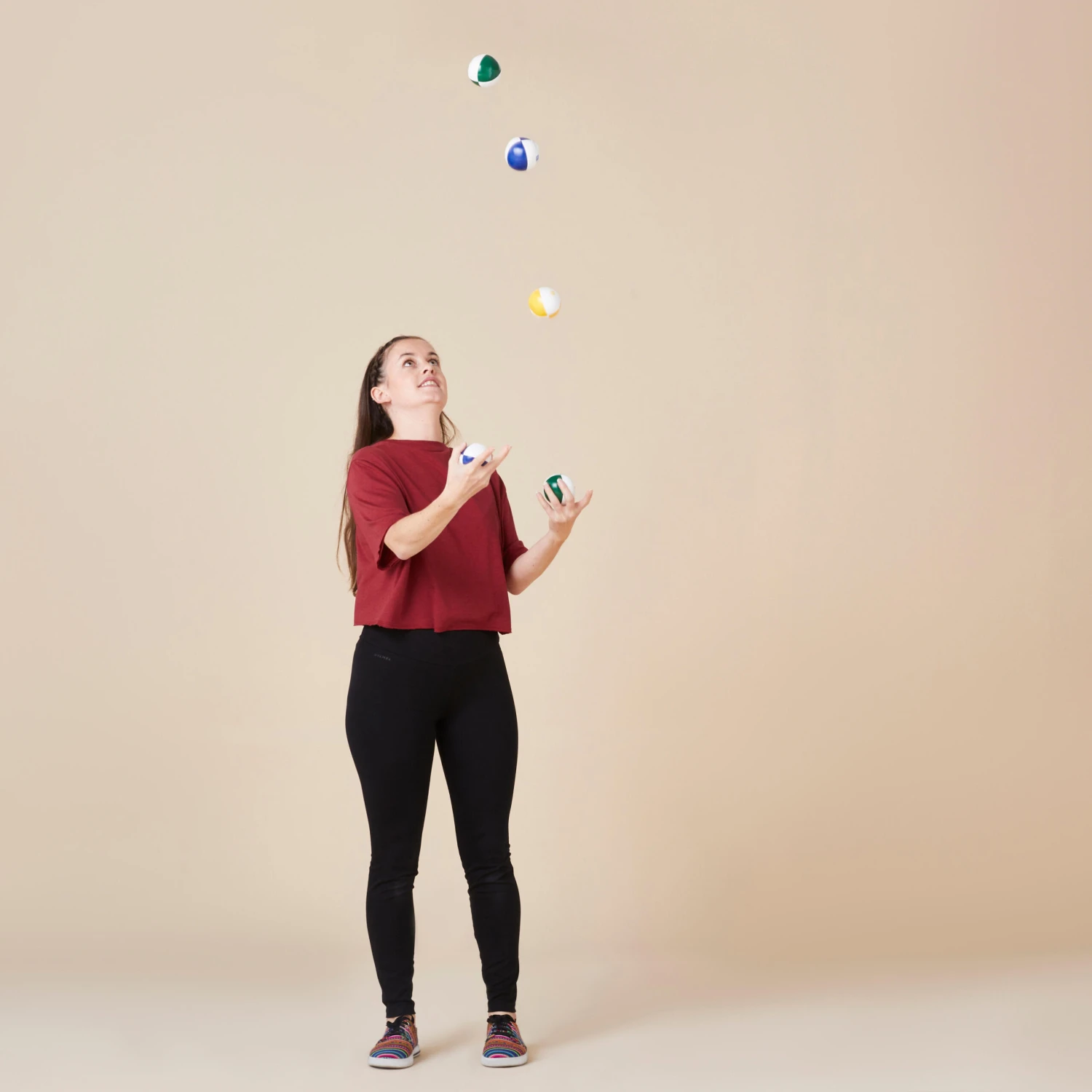 Pack Of Three 65 Mm 120 G Juggling Balls + Bag 8 Pack Of Three 65 Mm 120 G Juggling Balls + Bag - Image 6