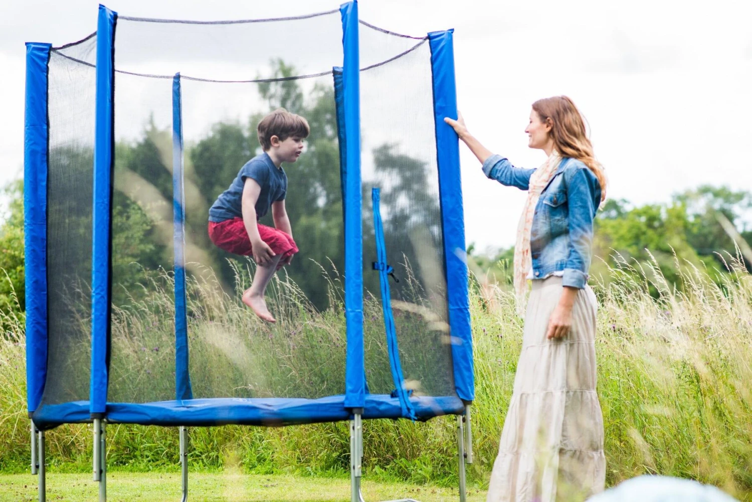 Plum Blue Junior Trampoline And Enclosure 6 Plum Blue Junior Trampoline And Enclosure - Image 4