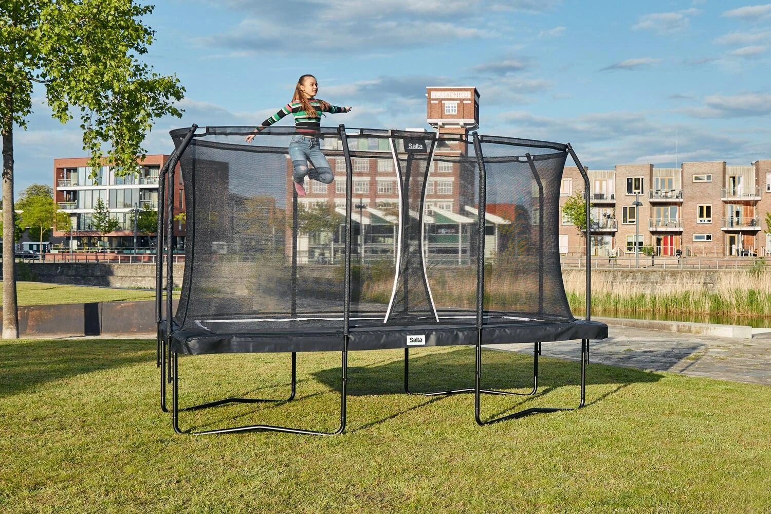 7ft X 5ft Salta Black Rectangular Premium Trampoline 7 7ft X 5ft Salta Black Rectangular Premium Trampoline - Image 5