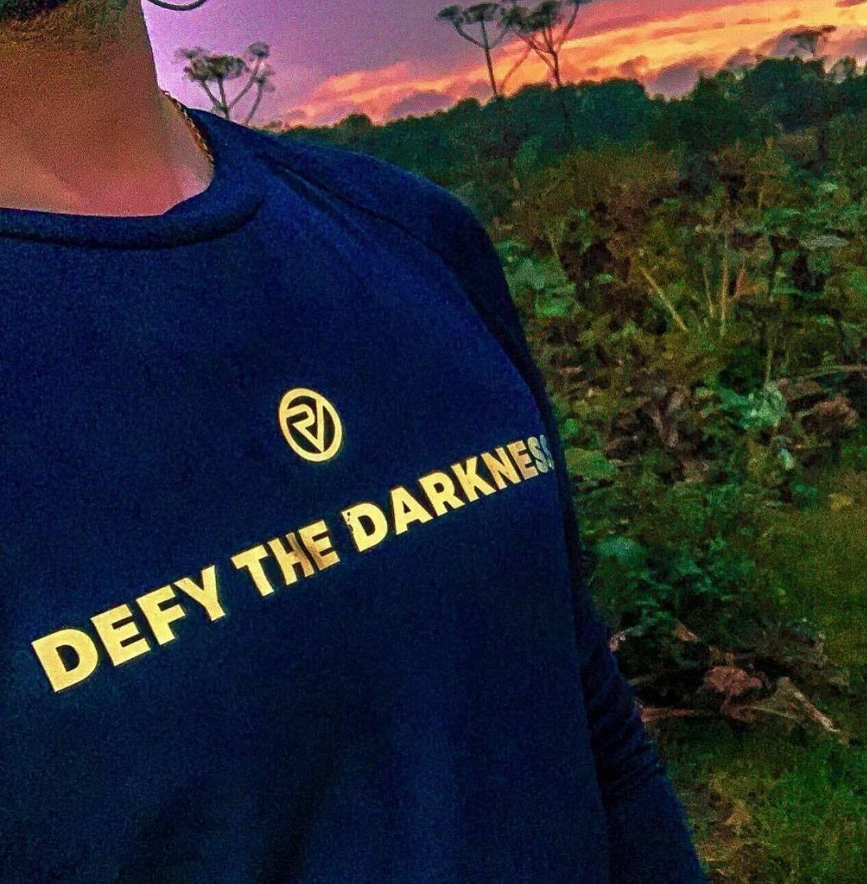 Proviz Defy The Darkness Men's Reflective Long Sleeve Active Sports Top 7 Proviz Defy The Darkness Men's Reflective Long Sleeve Active Sports Top - Image 5