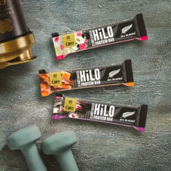 Healthspan Elite All Blacks Plant-Based Protein Bar White Chocolate & Raspberry -Sports Shop k89acb5b31347c7ea04d9c191938abaab 1