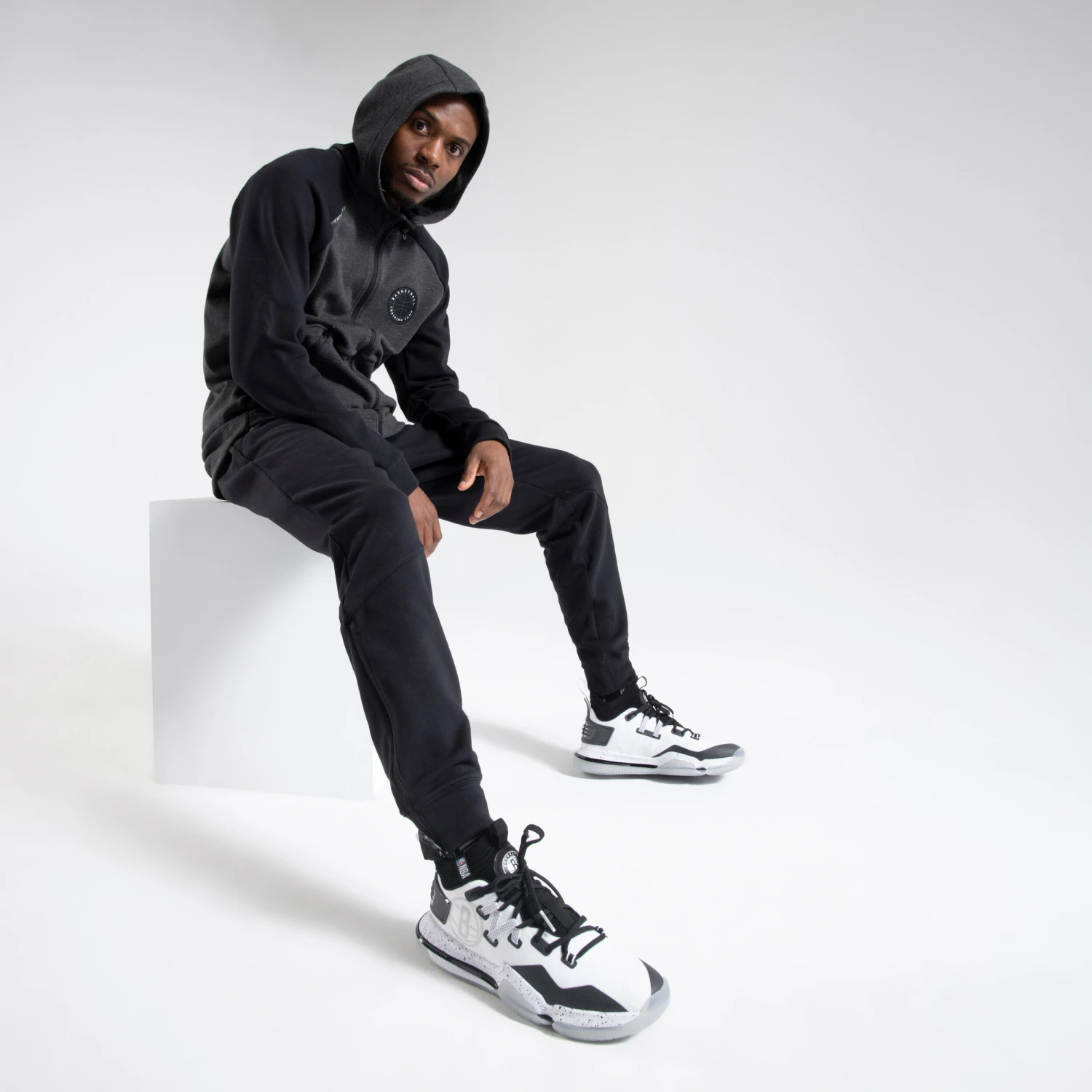 Men's Basketball Tracksuit Bottoms P500 8 Men's Basketball Tracksuit Bottoms P500 - Image 6