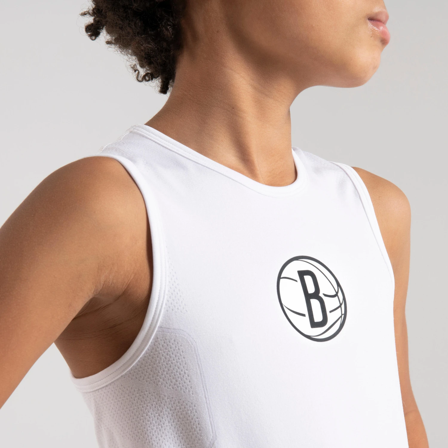 Kids' Slim Fit Basketball Base Layer Jersey UT500 7 Kids' Slim Fit Basketball Base Layer Jersey UT500 - Image 5