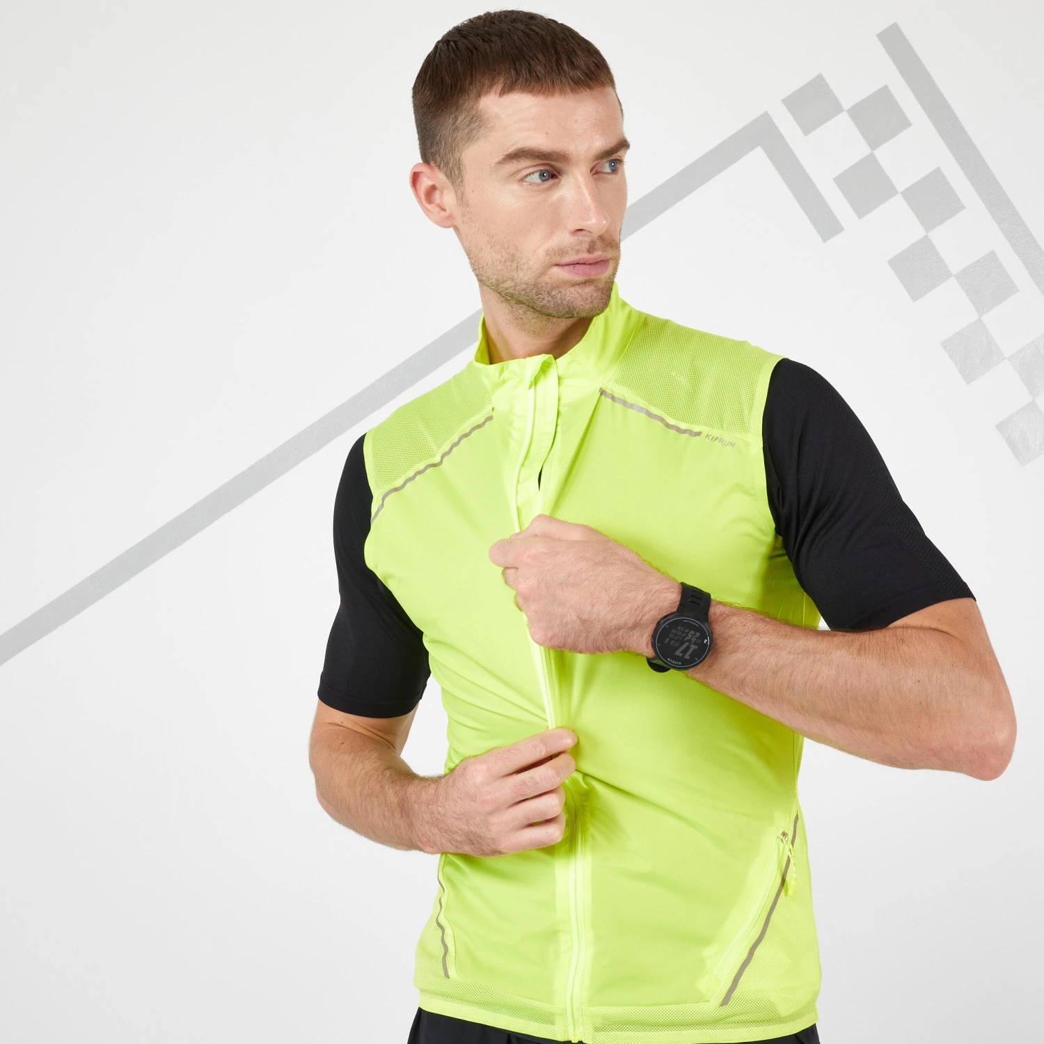 KIPRUN LIGHT MEN'S RUNNING JACKET SLEEVELESS LIGHT YELLOW 11 KIPRUN LIGHT MEN'S RUNNING JACKET SLEEVELESS LIGHT YELLOW - Image 9