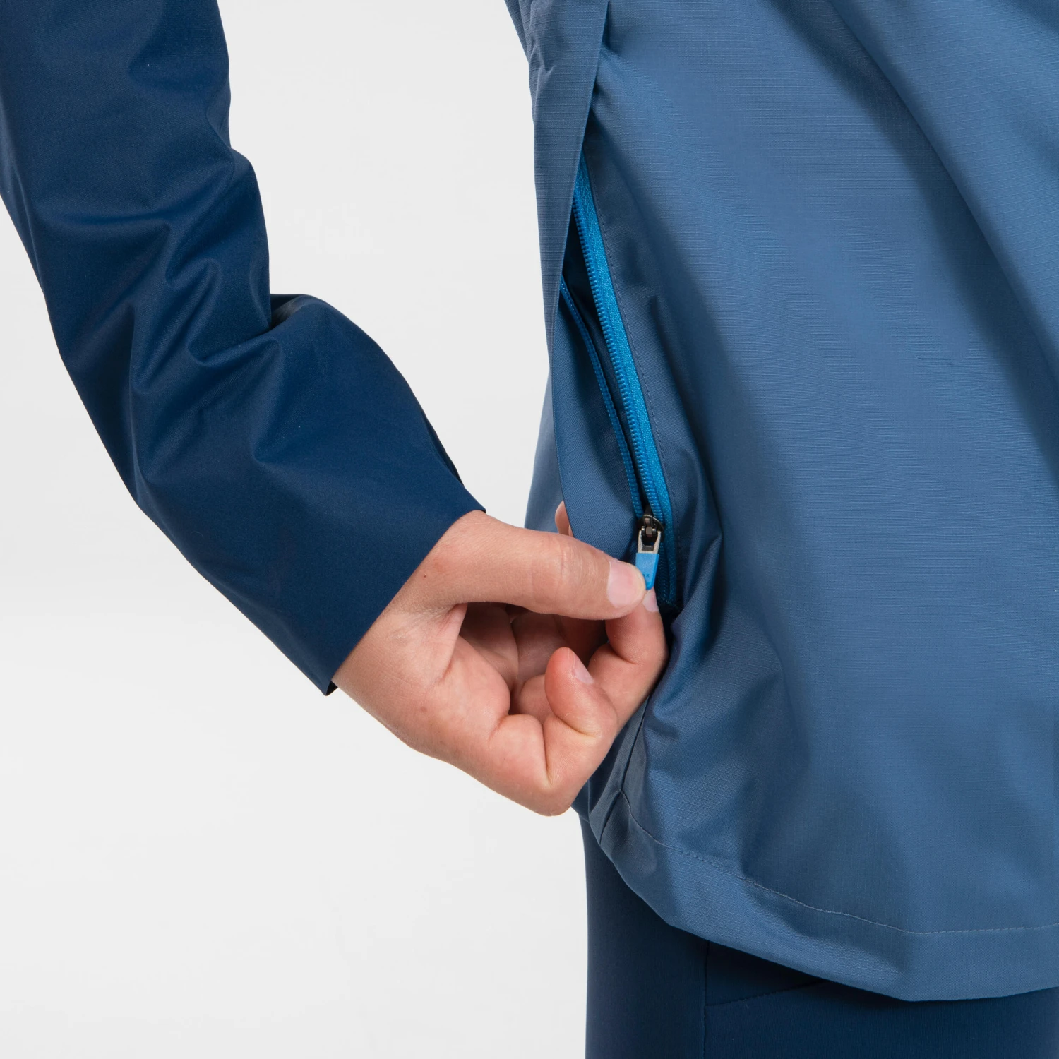 KIDS' WATERPROOF RUNNING JACKET WITH DETACHABLE LAYER - KIPRUN 3 IN 1 8 KIDS' WATERPROOF RUNNING JACKET WITH DETACHABLE LAYER - KIPRUN 3 IN 1 - Image 6