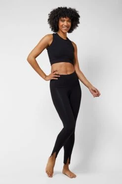 Extra Strong Compression Slit Leggings Black -Sports Shop kc2728f92fe1ca58092bdb0b2b1e7d5ec